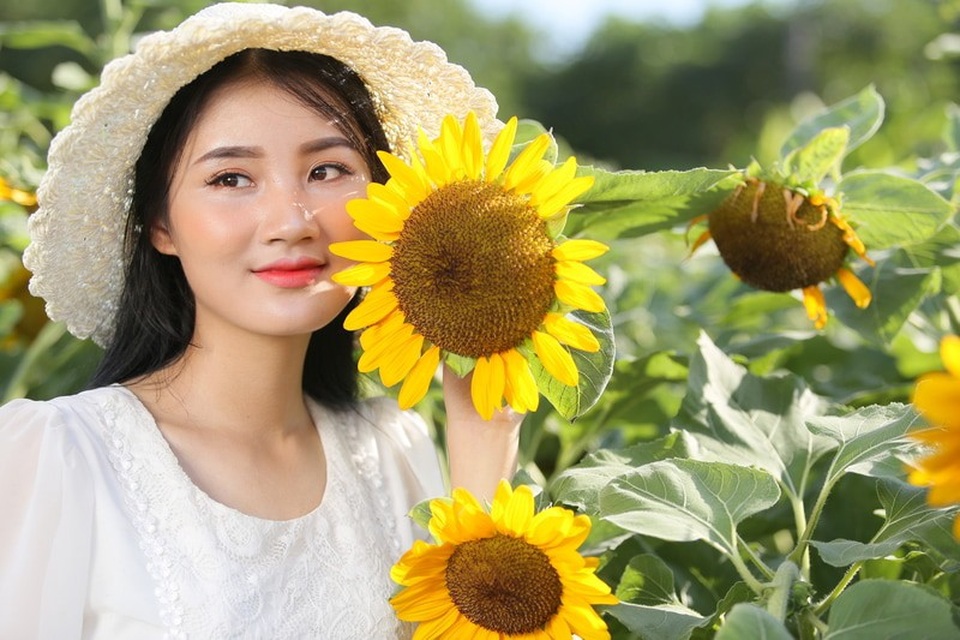 Hoa khôi ĐH Tài nguyên Môi trường: “Sẽ thi hoa hậu khi đủ tự tin” - 3 Hoa khôi ĐH Tài nguyên Môi trường: “Sẽ thi hoa hậu khi đủ tự tin” - 3