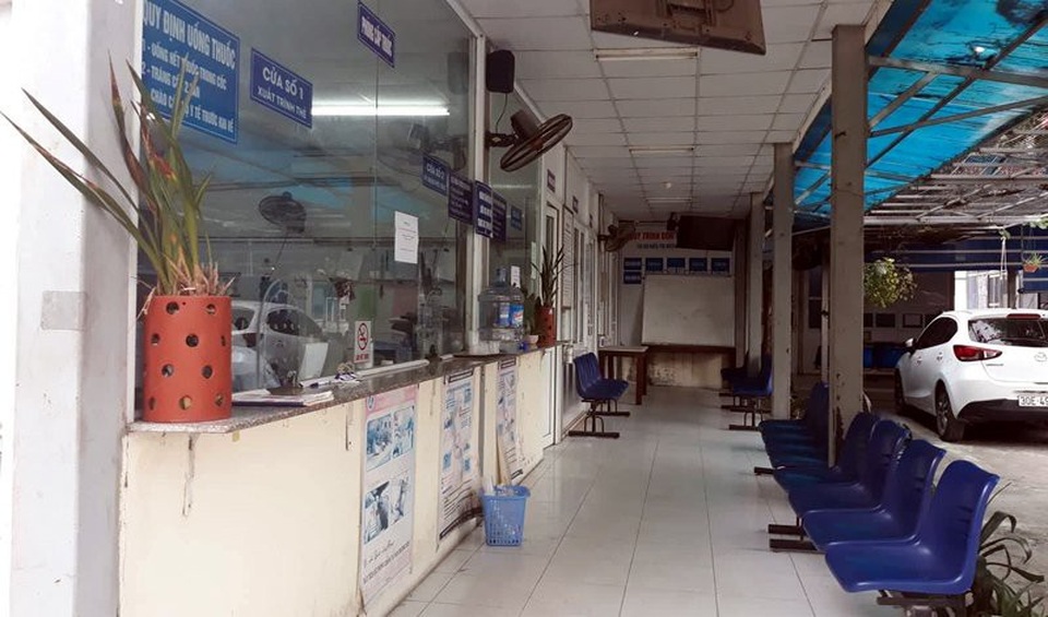 Người cha nơi cửa tử, quay đầu nhìn con gái với ước nguyện nhói lòng - 1 Nơi cấp phát thuốc của bệnh viện 09 (Thanh Trì, Hà Nội). Ảnh: Lê Anh Dũng.