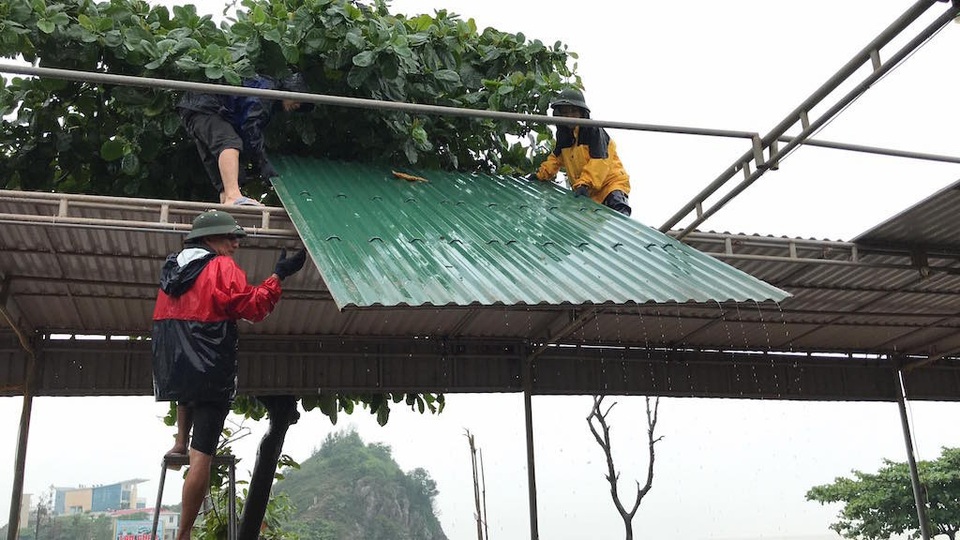 "Chạy đua" với Sơn Tinh: Kéo thuyền lên đường, hạ mái xuống đất - 12 "Chạy đua" với Sơn Tinh: Kéo thuyền lên đường, hạ mái xuống đất - 12
