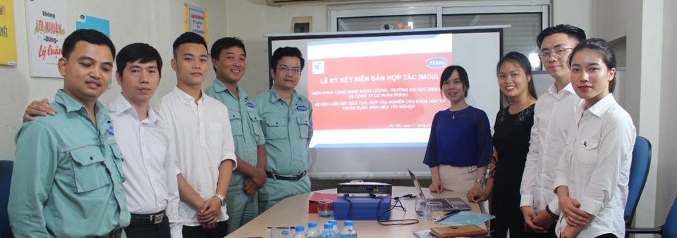 Đơn vị đào tạo hàng đầu về công nghệ năng lượng tại Việt Nam tuyển sinh - 1
Lễ kí kết hợp tác giữa khoa CNNL và Công ty CP Perso tháng 05/2018.