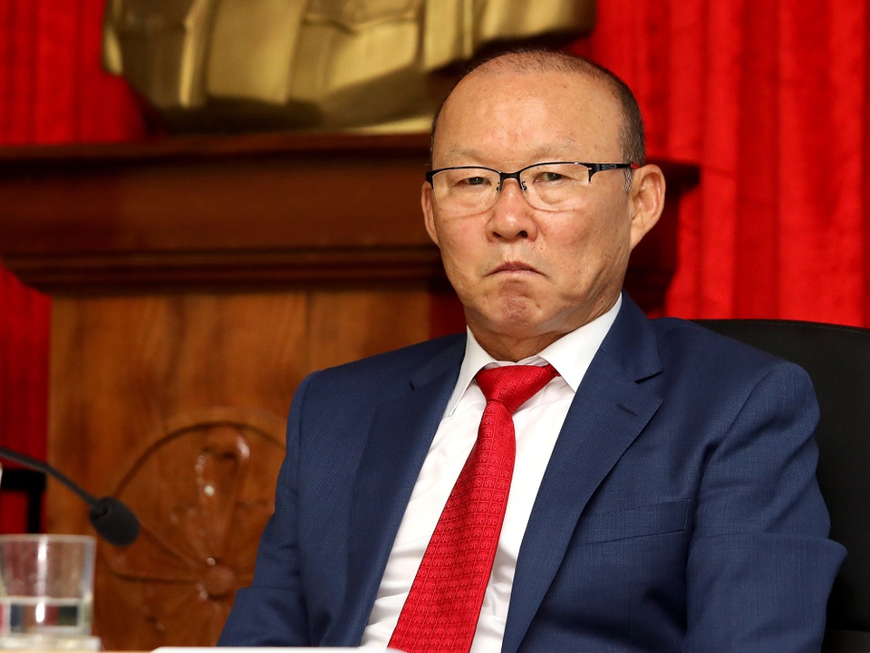 HLV Park Hang Seo: “Bùi Tiến Dũng và Văn Lâm có cơ hội ngang nhau” - 1
HLV Park Hang Seo đánh giá cơ hội của Tiến Dũng và Văn Lâm như nhau - Ảnh: Gia Hưng