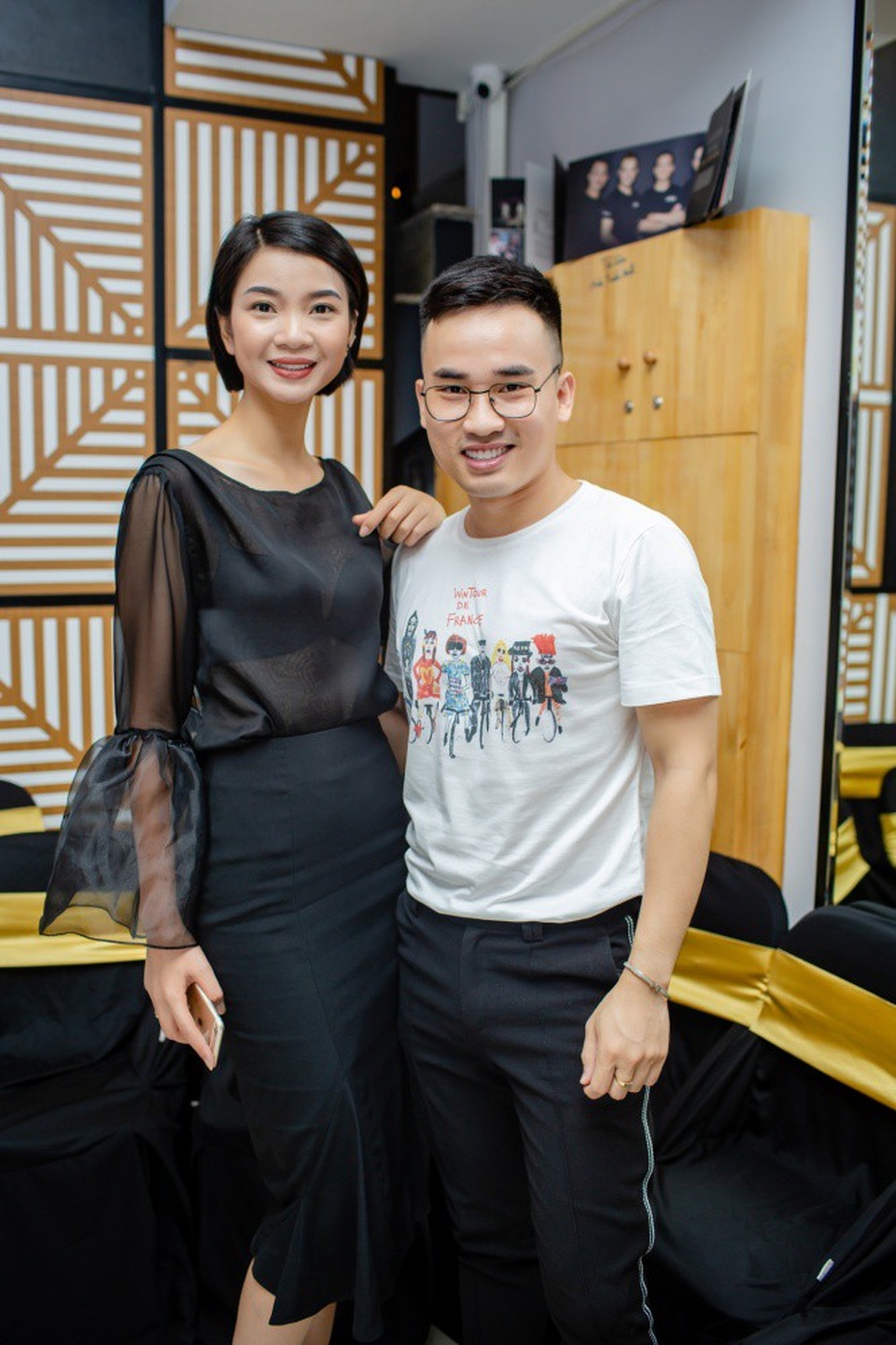 Diệu Hương “Bánh đúc có xương” cùng Hoa hậu Thuỳ Linh tiết lộ về ông xã - 6 NTK Hà Duy.