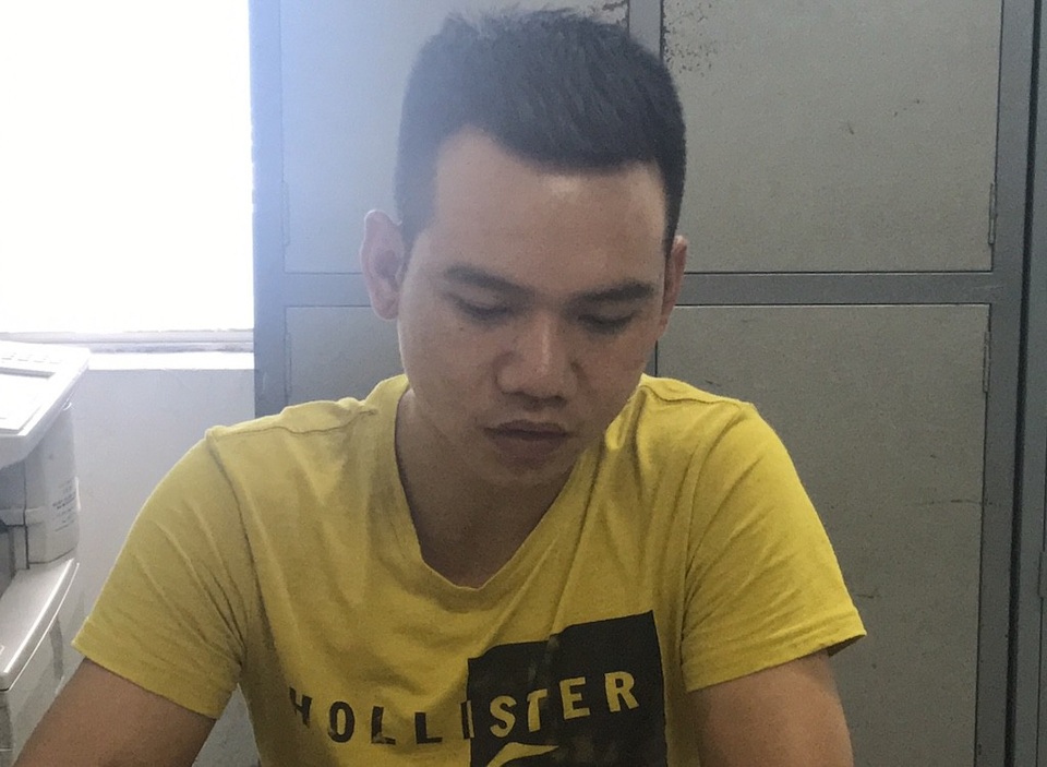 Tiếp viên nhà hàng “đi khách” với giá 1 triệu đồng - 3 Quản lý nhà hàng Trúc Trúc Xinh môi giới mại dâm