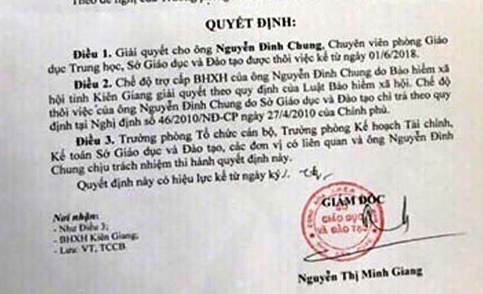 “Hiệu trưởng xin nghỉ việc khi điều về Sở” đã được cho nghỉ việc - 1
Thấy giáo Nguyễn Đình Chung - nguyên hiệu trưởng trường THPT Võ Văn Kiệt chính thức được cho nghỉ việc theo nguyện vọng từ 1/6/2018