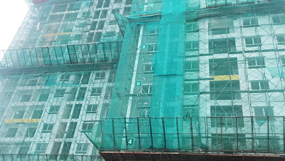 Dự án Carillon 5 của TTC Land tại Tân Phú sắp về đích - 4 Sơn bên ngoài đã phủ hết dự án.