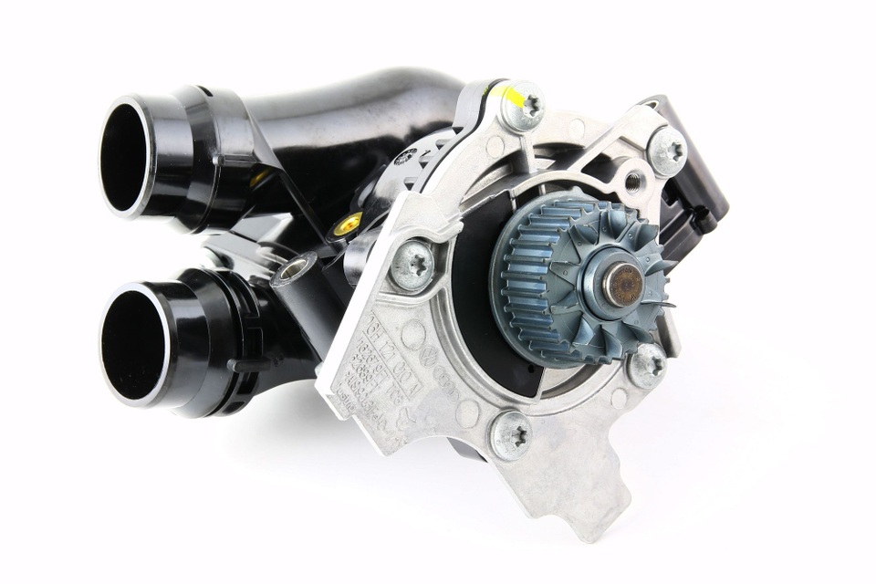 Audi triệu hồi 20 xe tại Việt Nam - 3 Hệ thống mạch điện điều khiển trên bơm nước của hệ thống làm mát là nguyên nhân khiến Audi phải triệu hồi lần này.