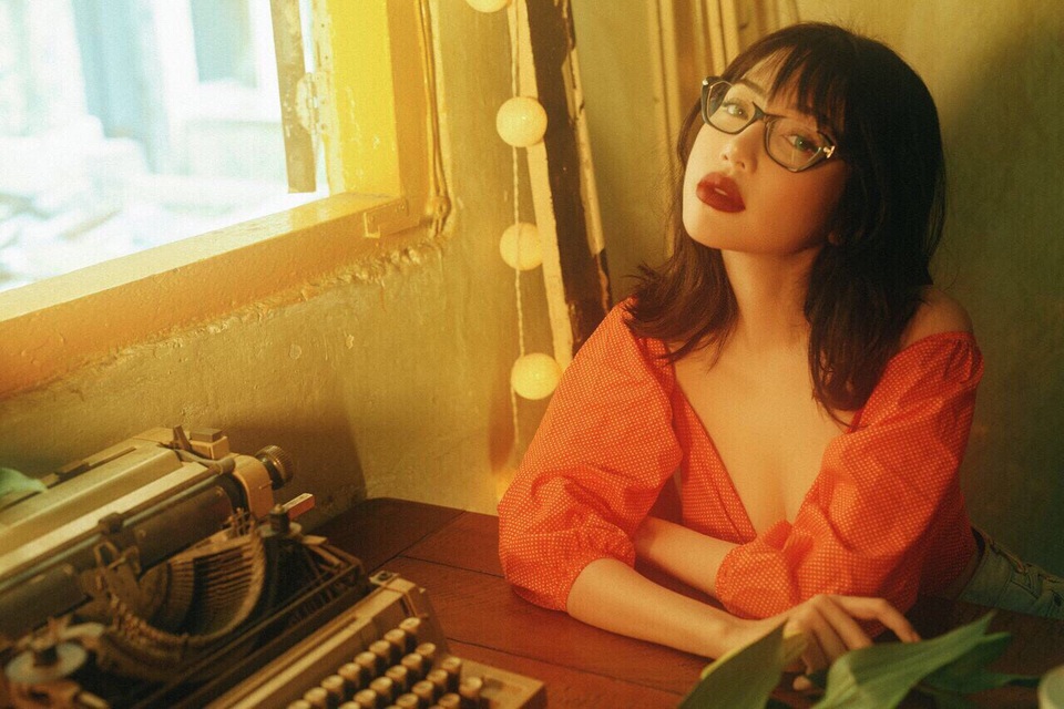 Elly Trần phô thân hình mơn mởn sau thời gian “mất tích” - 13