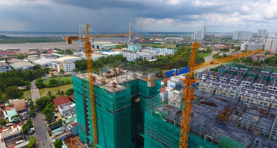 Dự án khu căn hộ cao cấp của TTC Land tại quận 7 cất nóc - 1 Cả 2 tòa tháp cao 18 tầng Jamona Heghts đã cất nóc sau gần 1 năm thi công.