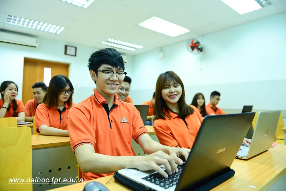 Đại học FPT tư vấn tuyển sinh 2018 - 2 Đại học FPT tư vấn tuyển sinh 2018 - 2