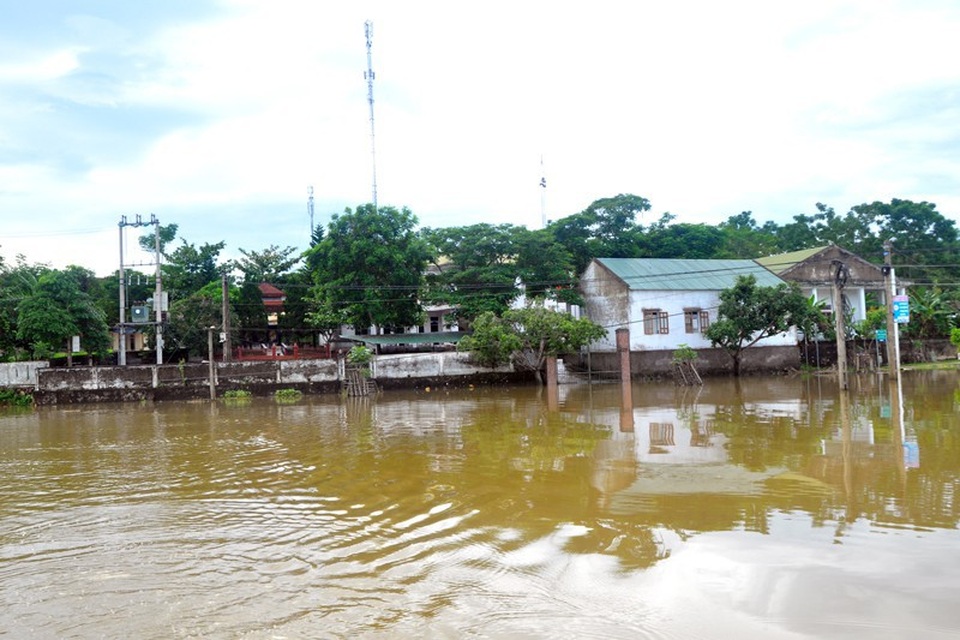 Lũ quét qua, Mường Phú tan hoang - 22 Nhà dân bị ngập sâu trong biển nước