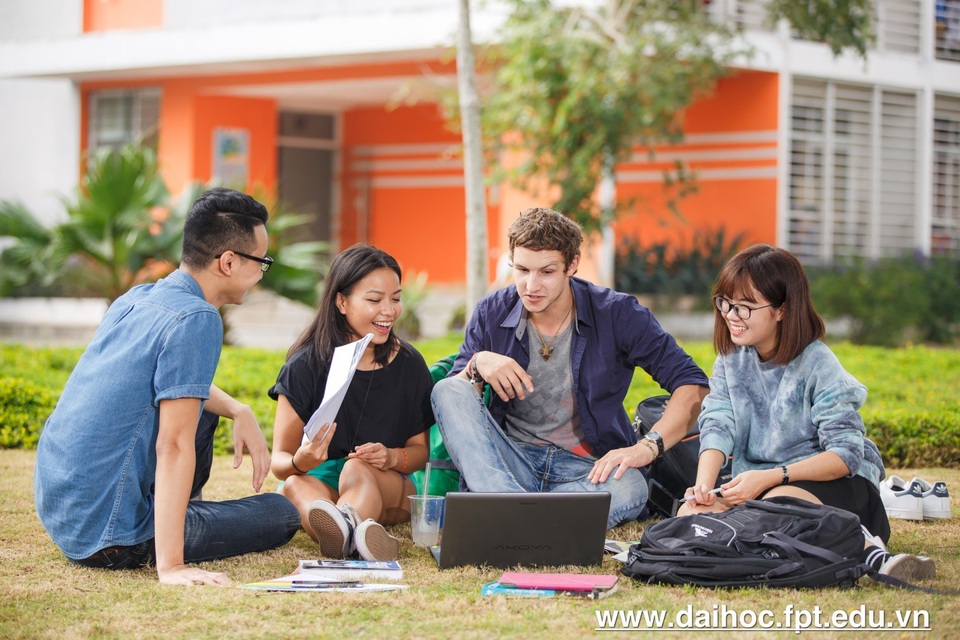 Đại học FPT tư vấn tuyển sinh 2018 - 6 Đại học FPT tư vấn tuyển sinh 2018 - 6