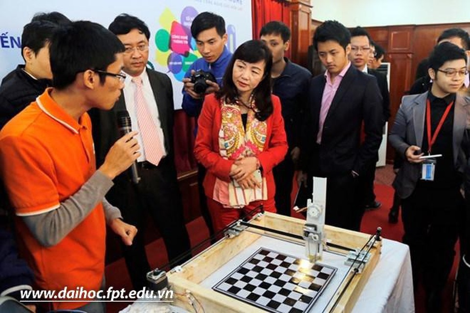 Đại học FPT tư vấn tuyển sinh 2018 - 18 Đại học FPT tư vấn tuyển sinh 2018 - 18