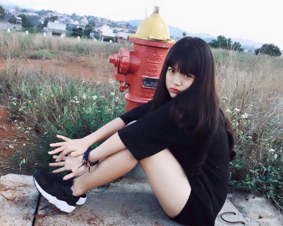 Ảnh: Đọ nhan sắc và điểm số các hot girl 10X vừa qua kỳ thi THPT - 9 Ảnh: Đọ nhan sắc và điểm số các hot girl 10X vừa qua kỳ thi THPT - 9