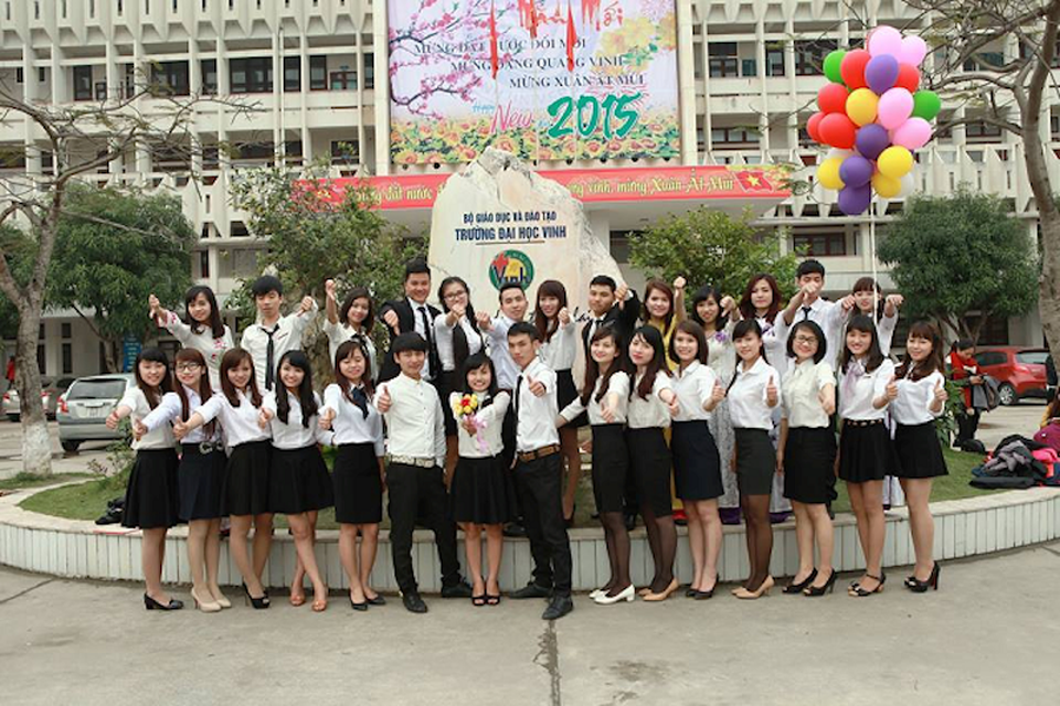 Ngành Quản trị kinh doanh, với chất nữ nhi mạnh mẽ.