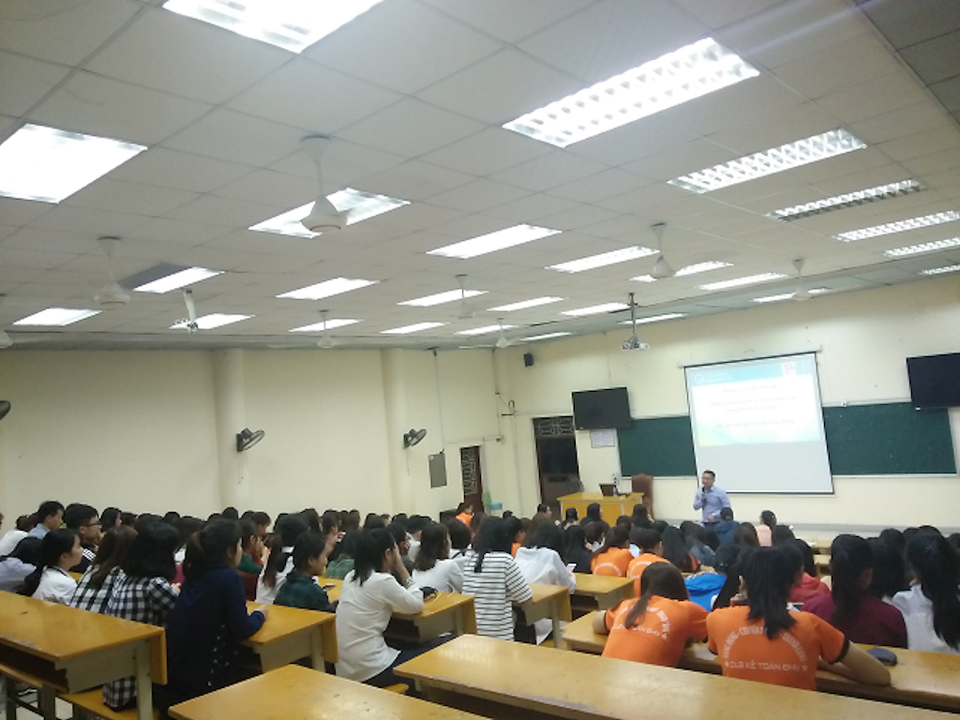 Học tập với kiểm toán viên.