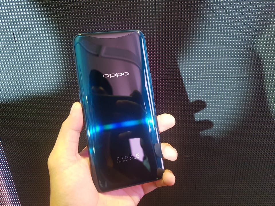 Oppo Find X chính thức ra mắt, giá 20,9 triệu đồng - 3 Oppo Find X chính thức ra mắt, giá 20,9 triệu đồng - 3