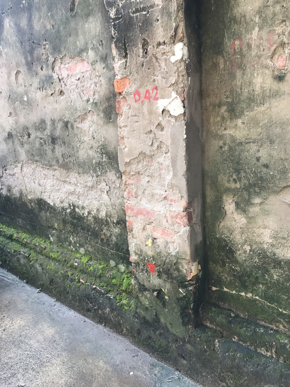 Khu dân cư giữa thủ đô cứ mưa là lụt: Nguy hiểm luôn chực chờ! - 10 Khu dân cư giữa thủ đô cứ mưa là lụt: Nguy hiểm luôn chực chờ! - 10