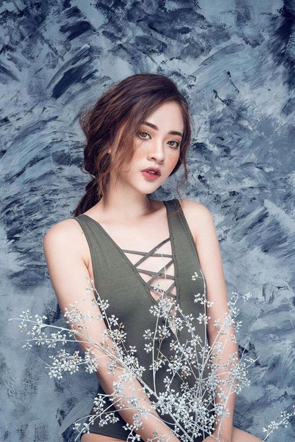 Hai cô gái siêu gợi cảm từng là bạn thân của hot girl Trâm Anh "World Cup" - 15
Trương Hoàng Mai Anh là cái tên quen thuộc với giới trẻ Việt.