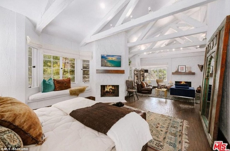 Ngắm nhà siêu sang của diva Cher - 12 Ngắm nhà siêu sang của diva Cher - 12