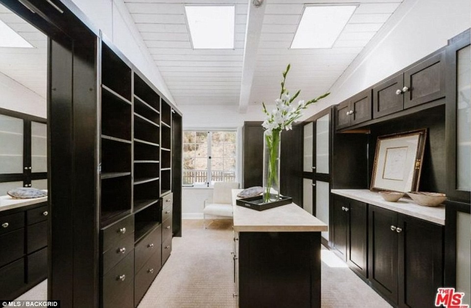 Ngắm nhà siêu sang của diva Cher - 15 Ngắm nhà siêu sang của diva Cher - 15