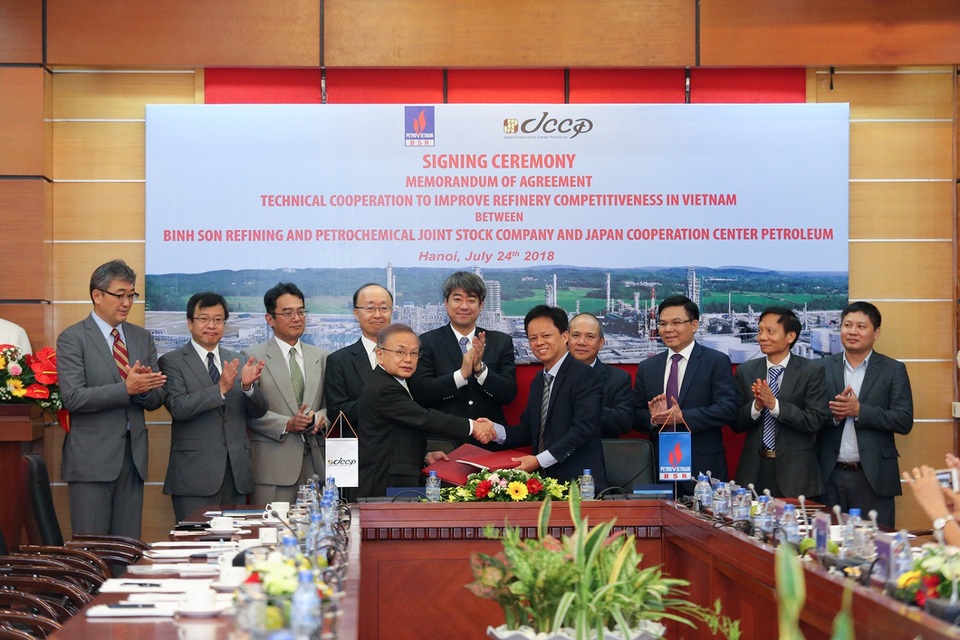BSR ký kết hợp tác nâng cao năng lực cạnh tranh - 1 
BSR ký kết hợp tác nâng cao năng lực cạnh tranh