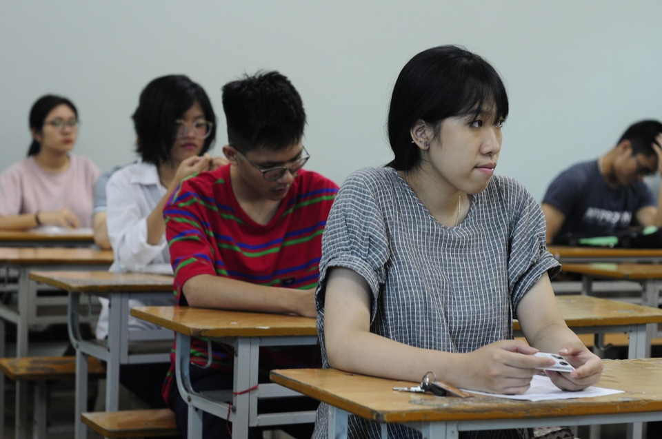 Bê bối gian lận điểm thi ở Sơn La: Khó trả về điểm thật - 3 Việc chỉnh sửa điểm thi trên bài thi gốc ở Sơn La rất khó để đưa về điểm thật bởi khó xác nhận đâu là nét sửa của thí sinh, đâu là của người can thiệp. (Ảnh minh họa: Mỹ Hà).