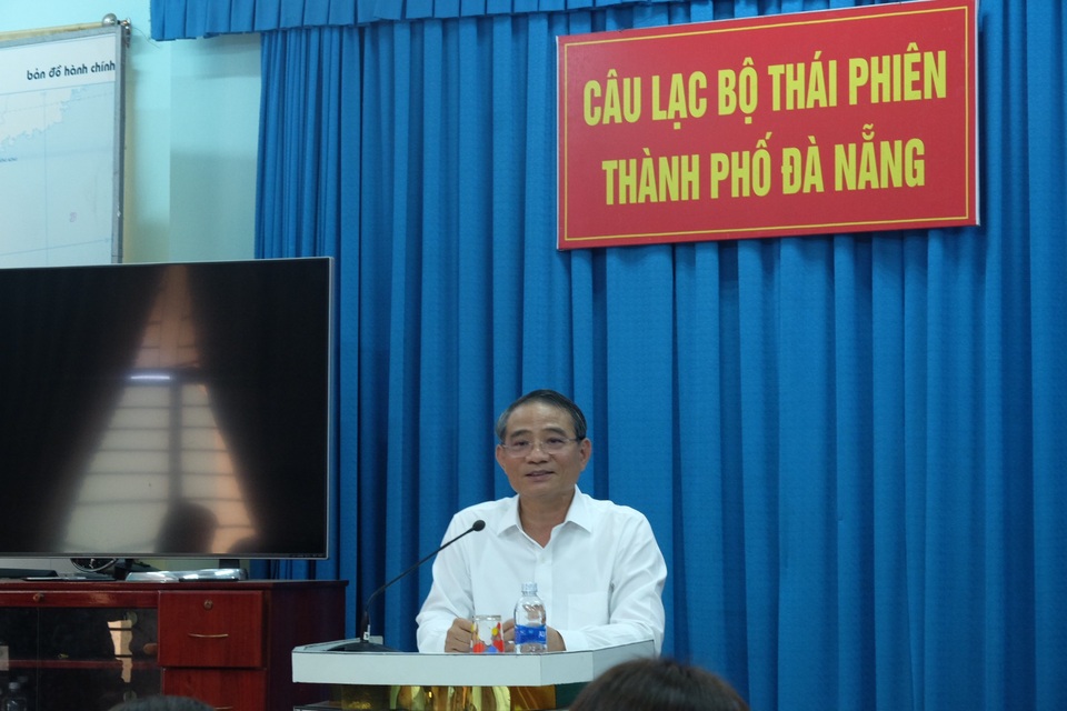 Bí thư Đà Nẵng lý giải vì sao xử kín vụ Vũ “nhôm” - 2 Bí thư Thành uỷ Đà Nẵng Trương Quang Nghĩa thông tin vụ Vũ nhôm tại buổi gặp mặt CLB Thái Phiên