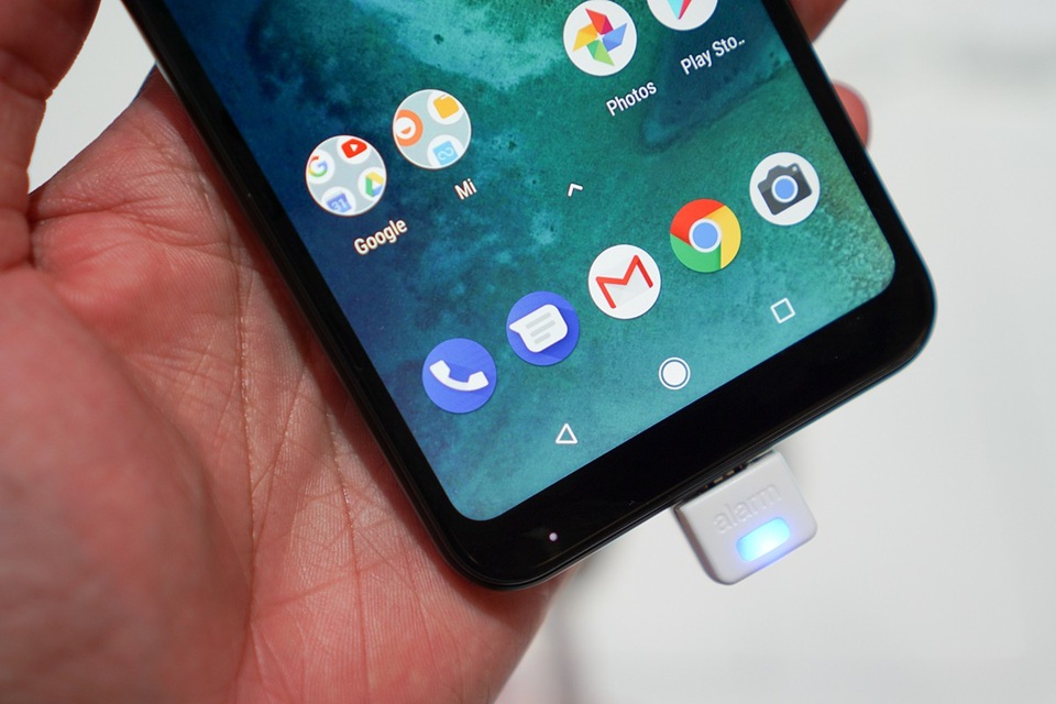 Để thời lượng pin sử dụng tốt như vậy, hãng nói rằng nền tảng Qualcomm Snapdragon 625 giúp tiết kiệm điện, và Mi A2 Lite cũng có thể đem lại hiệu năng chơi game 3D cao mà vẫn giữ thời lượng dùng pin hiệu quả.