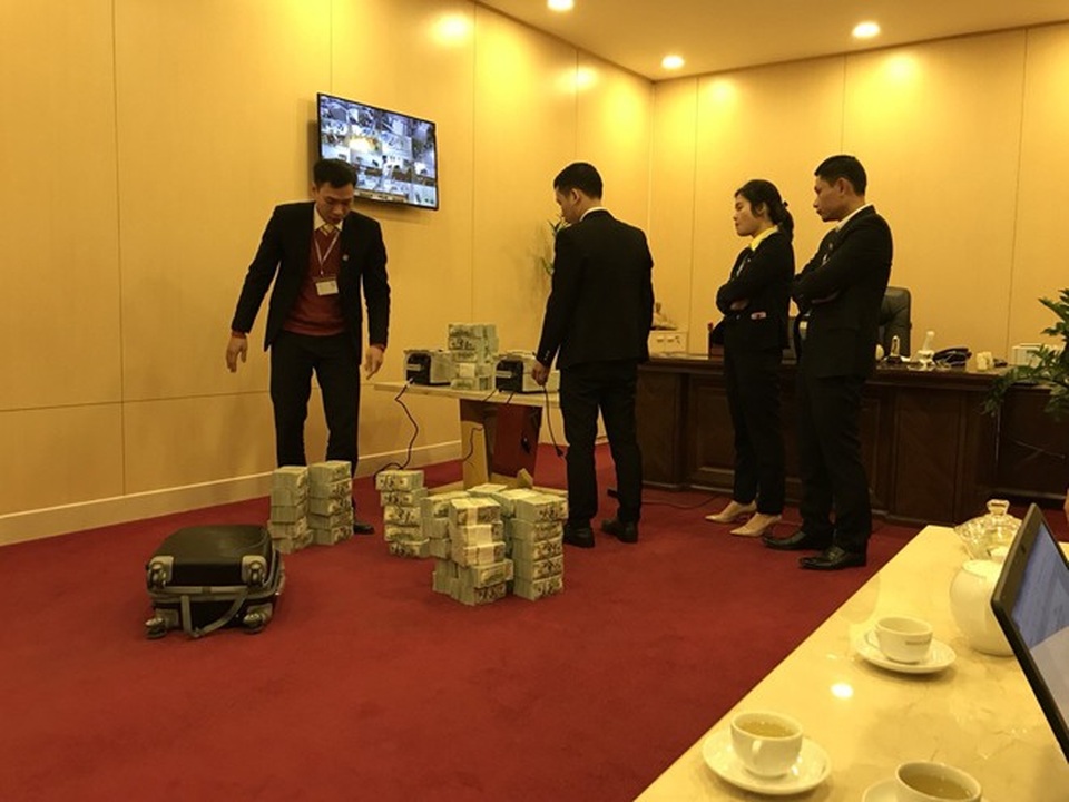Những điều ít biết trong quá trình triệt phá chuyên án đánh bạc ngàn tỷ RIKVIP - 1
Cơ quan ANĐT Công an tỉnh Phú Thọ thu giữ tài sản của Phan Sào Nam cấu giấu tại TP Hồ Chí Minh.