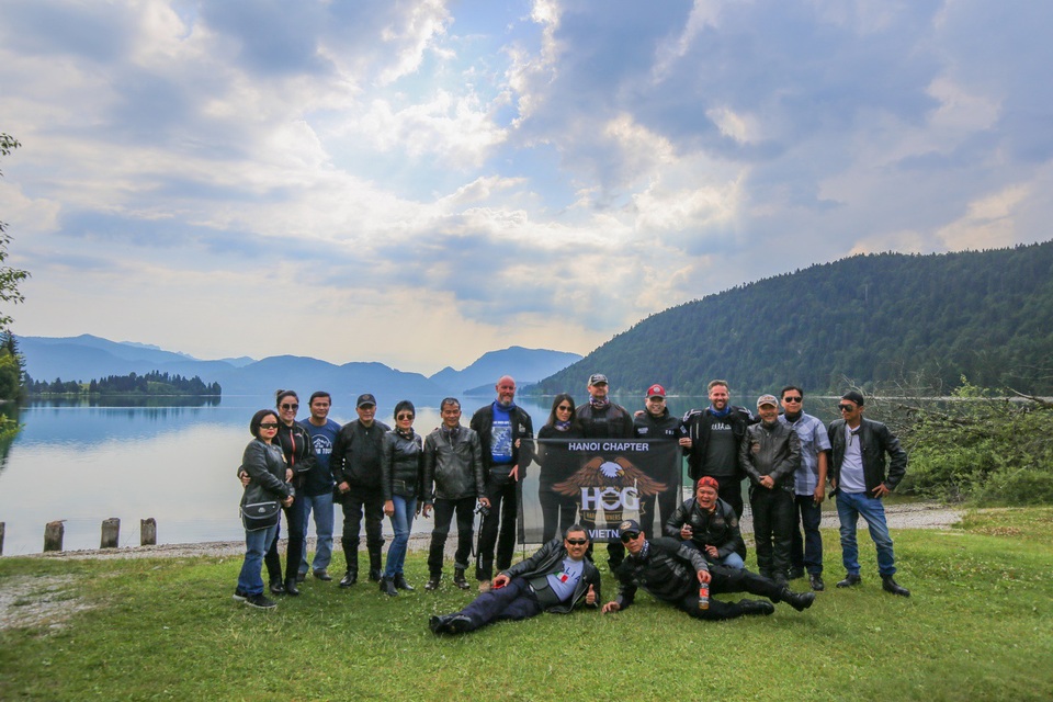 Harley-Davidson đưa tay lái Việt diễu hành giữa trời Âu - 6 Harley-Davidson đưa tay lái Việt diễu hành giữa trời Âu - 6