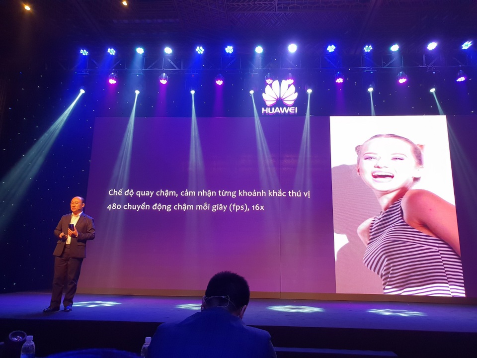 Huawei ra mắt Nova 3i - 4 camera AI tại Việt Nam - 59 Huawei ra mắt Nova 3i - 4 camera AI tại Việt Nam - 59