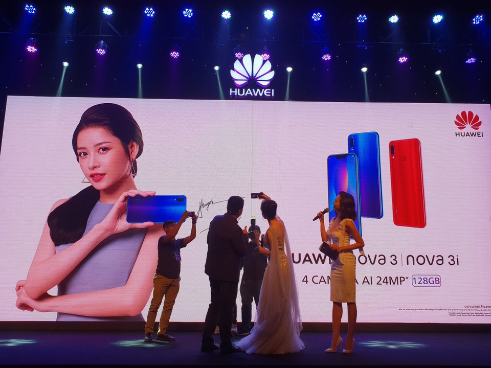 Huawei ra mắt Nova 3i - 4 camera AI tại Việt Nam - 70 Huawei ra mắt Nova 3i - 4 camera AI tại Việt Nam - 70