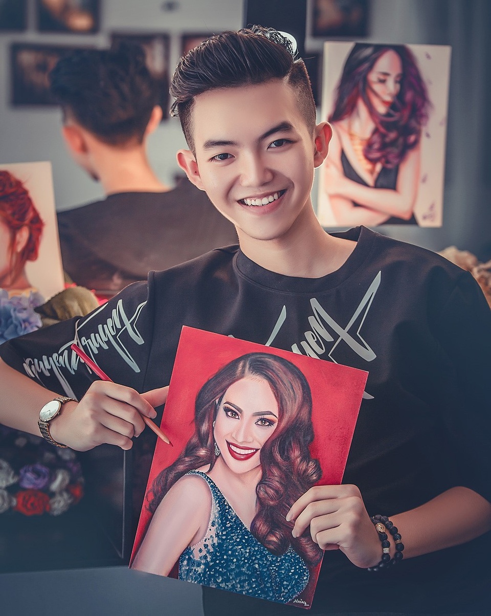 Chàng hoạ sỹ trẻ từng “đốn tim” Mỹ Tâm nhận học bổng danh giá của Ý - 1 Phan Đăng Hoàng từng gây sốt cộng đồng mạng với những bức vẽ truyền thần về Mỹ Tâm, Hồ Ngọc Hà, Phạm Hương, Lý Nhã Kỳ...