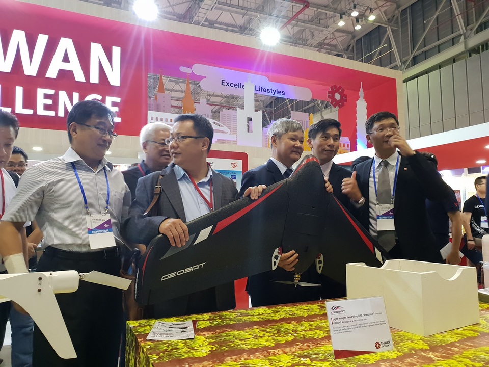 Taiwan Expo 2018: Nhiều công nghệ mới lần đầu được trình diễn tại Việt Nam - 2 Hãng hàng không vũ trụ và công nghệ GEOSAT lần đầu tiên góp mặt