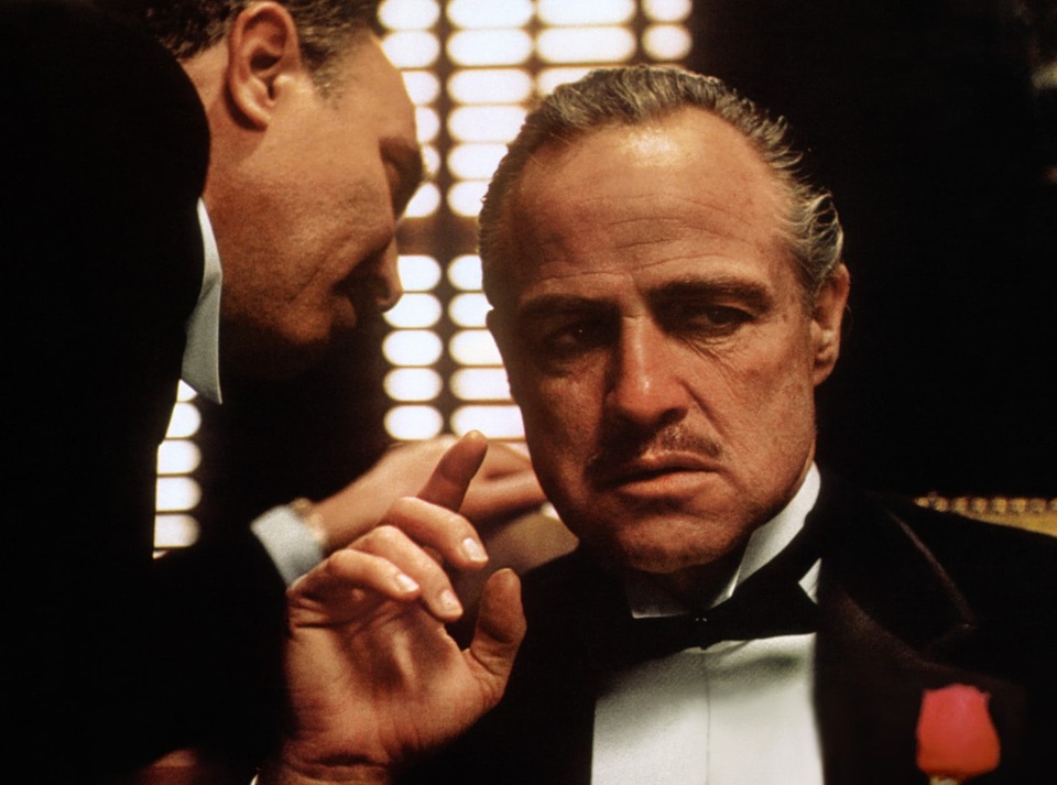 Ẩu đả trên phim trường giúp diễn viên “Bố già” xích lại gần nhau - 2 Nam diễn viên Marlon Brando (1924-2004)
