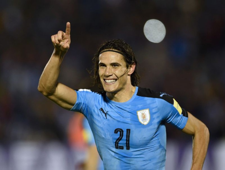 Real Madrid đã có phương án thay thế C. Ronaldo - 1 Edinson Cavani là phương án thay thế C. Ronaldo của Real Madrid