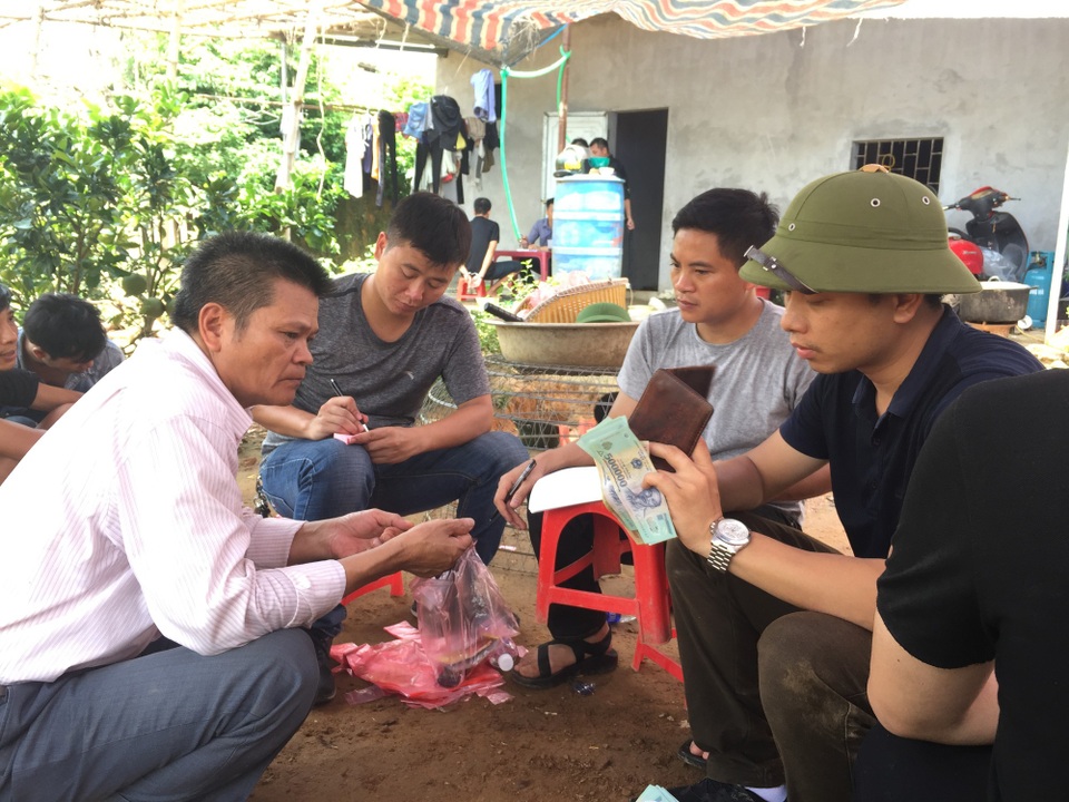 Triệt phá sới đá gà cá độ, lực lượng chức năng bắt giữ hơn 60 đối tượng và hơn 400 triệu đồng