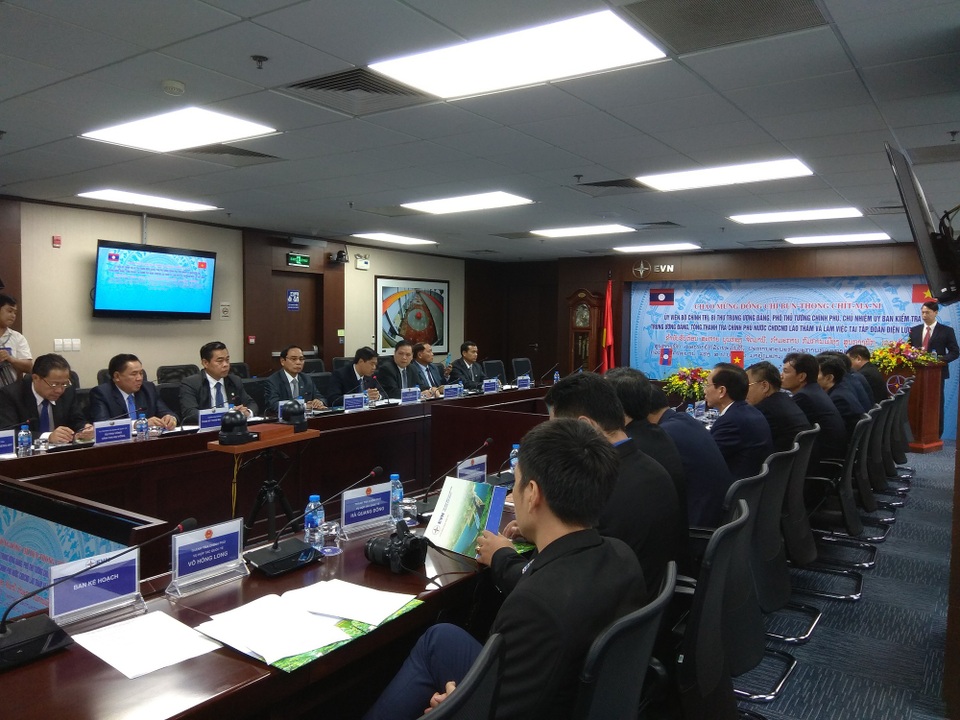 
Buổi làm việc của lãnh đạo cấp cao của Đảng và Chính phủ Lào tại EVN
