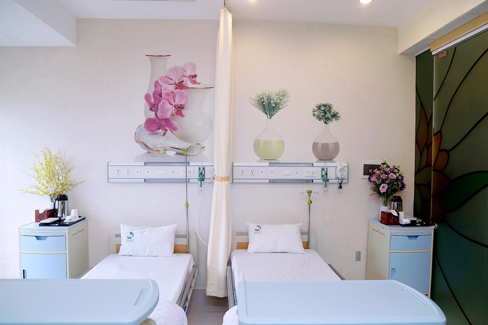 Lần đầu làm bố và những khoảnh khắc “dở khóc dở cười” - 6 Cận cảnh phòng nghỉ “sang-xịn-mịn” tại Bệnh viện ĐKQT Thu Cúc