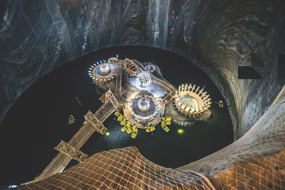 Khám phá 9 kỳ quan dưới lòng đất nổi tiếng thế giới - 8