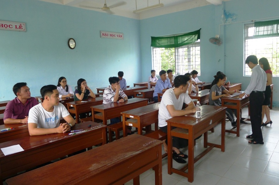 Đồng Tháp: Sau rà soát, kết quả thi THPT quốc gia 2018 không thay đổi - 2 Theo Ban chỉ đạo thi THPT quốc gia tại Đồng Tháp, tất cả các khâu in sao đề thi, bảo quản và chấm thi đều có sự giám sát của cán bộ công an P83