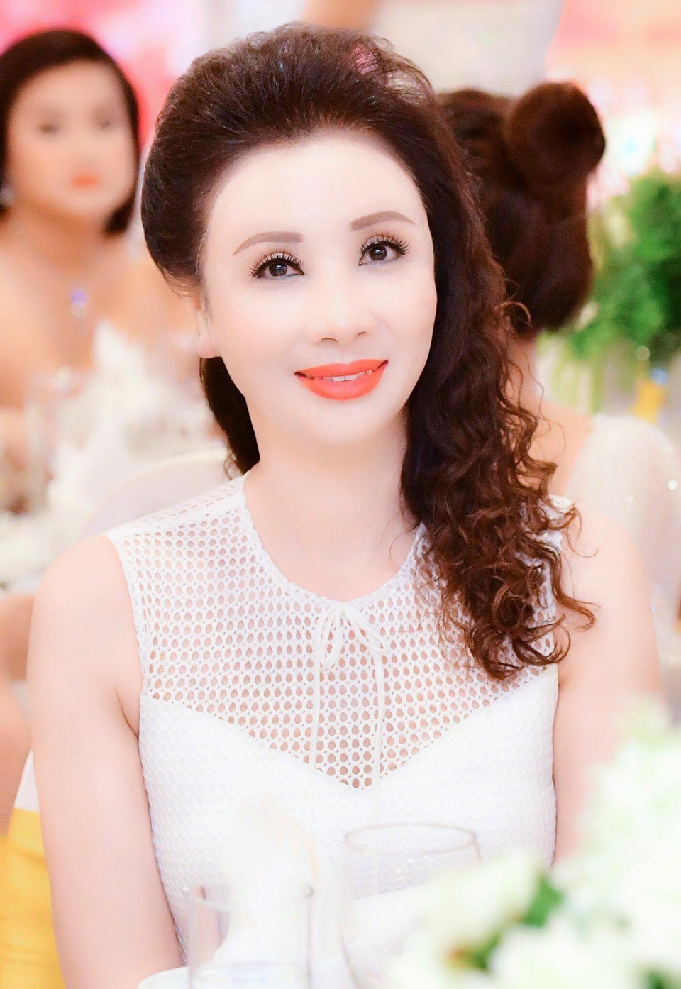 Nữ hoàng Hoa hồng kiến tạo thành công Mạng lưới Happy Women Leader Network - 2 Hoa hậu doanh nhân Vũ Thúy Nga.