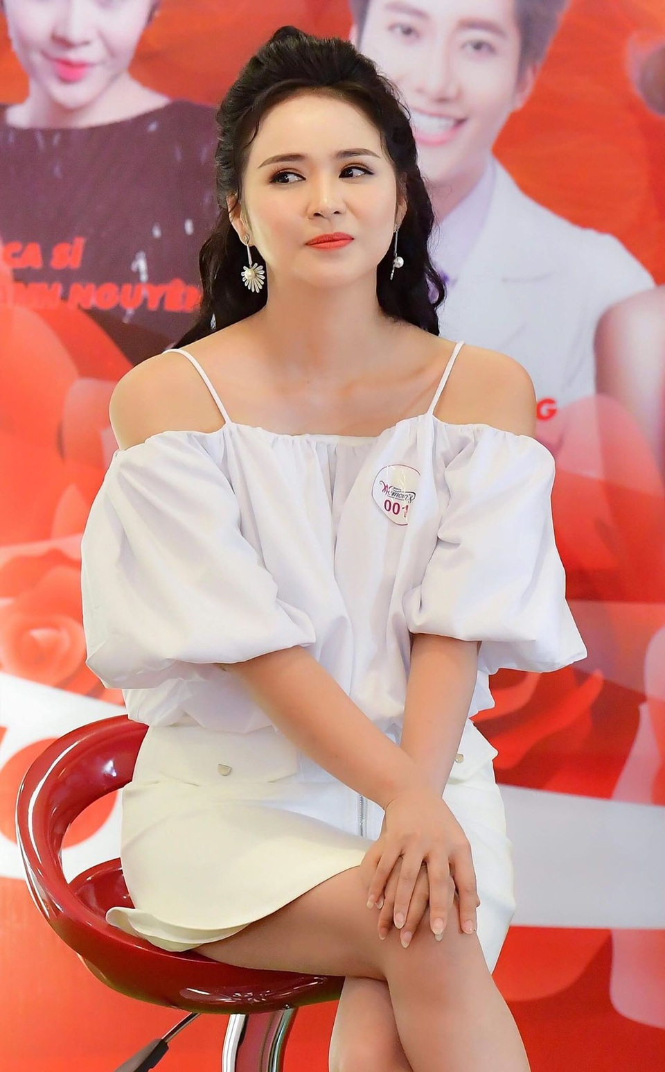 Nữ hoàng Hoa hồng kiến tạo thành công Mạng lưới Happy Women Leader Network - 7 Người truyền cảm hứng cho phụ nữ hiện đại Bùi Thị Thanh Hương.