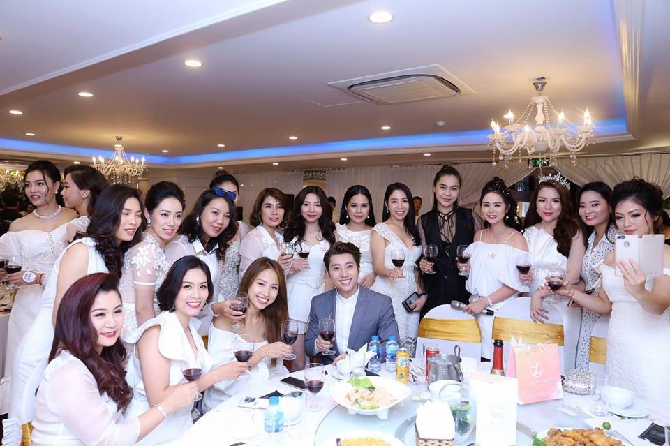 Nữ hoàng Hoa hồng kiến tạo thành công Mạng lưới Happy Women Leader Network - 8 Cùng chúc mừng cho sự ra mắt của Mạng lưới Happy Women Leader Network.