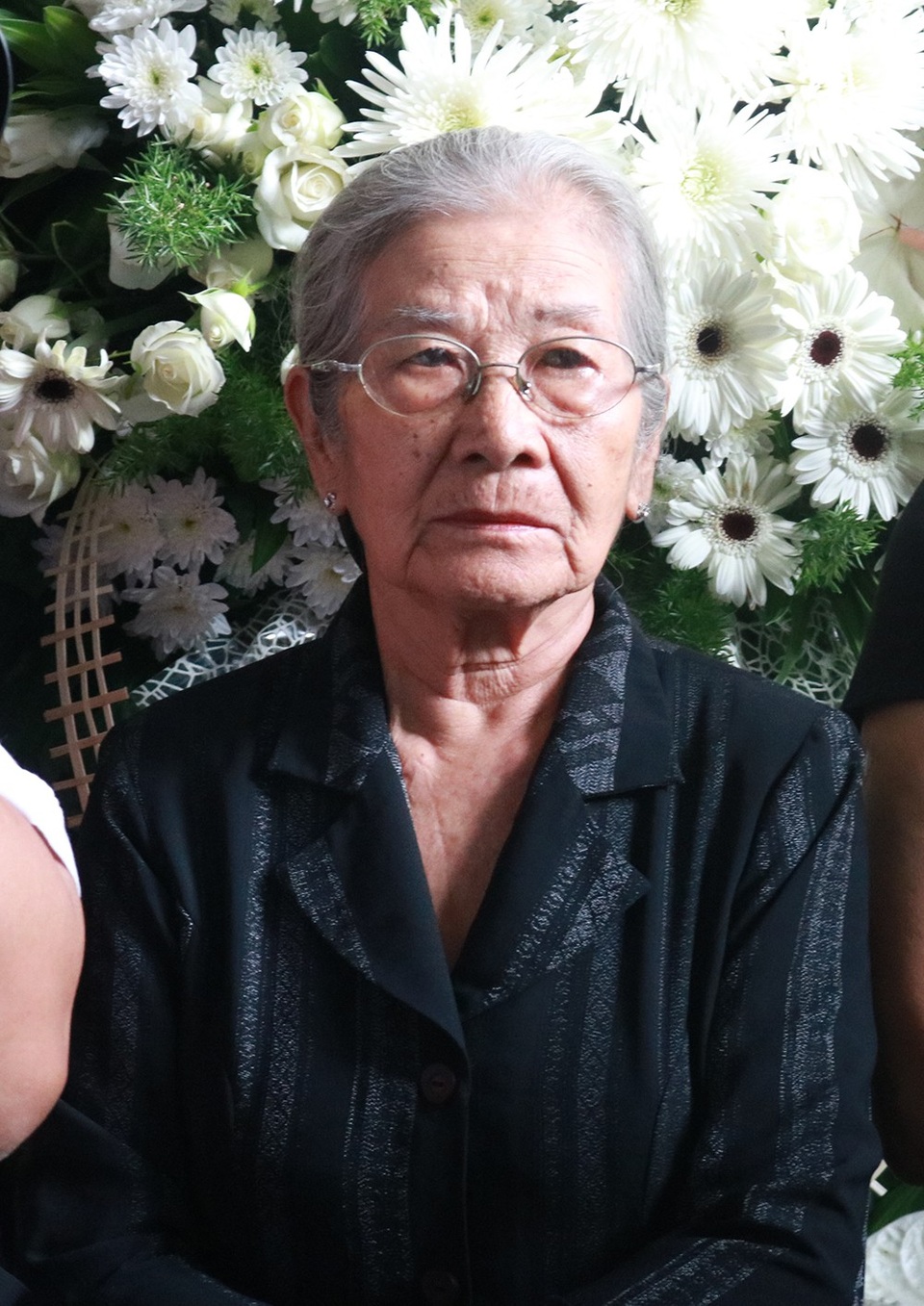 Linh cữu NSƯT Thanh Hoàng "ghé thăm" nhà, sân khấu kịch 5B lần cuối cùng - 4