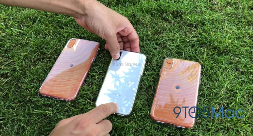 iPhone 9 và iPhone X thế hệ mới được hé lộ trong đoạn video gây tranh cãi - 1 Mô hình cho thấy thiết kế thật của 3 mẫu iPhone X 2018.