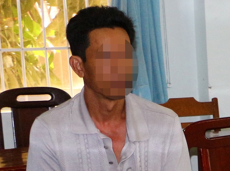 
Ông T. hoang báo mất 10 tỷ vì muốn mọi người nghĩ mình giàu có.
