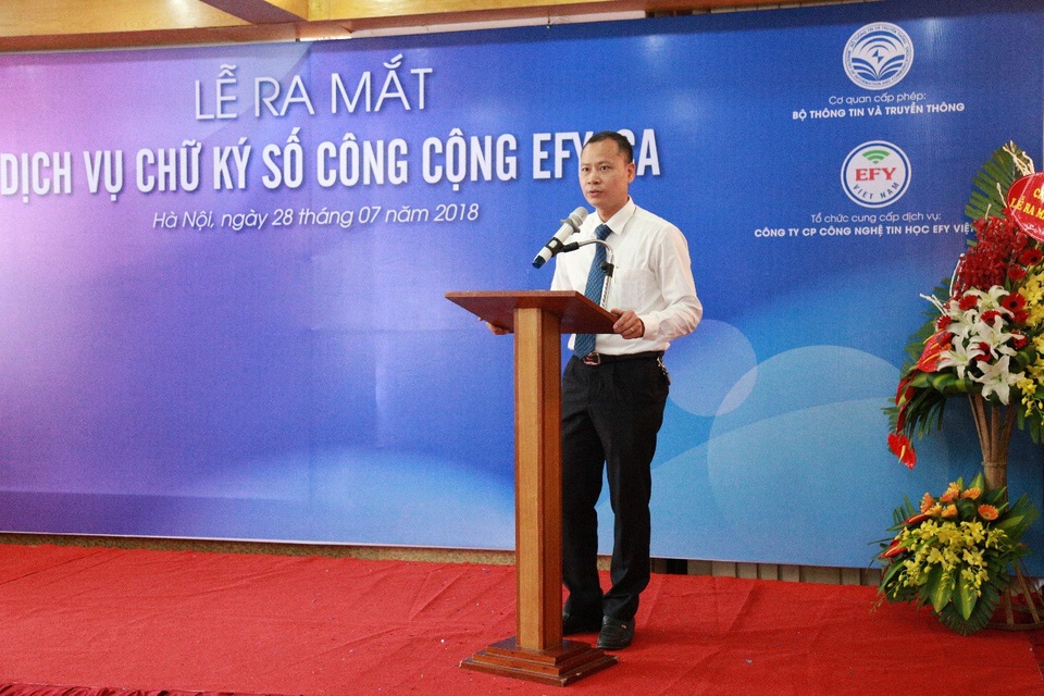 EFY Việt Nam chính thức ra mắt Dịch vụ chữ ký số công cộng EFY-CA - 1 Ông Hoàng Văn Thuấn – Chủ tịch HĐQT, Tổng Giám đốc công ty EFY Việt Nam phát biểu khai mạc
