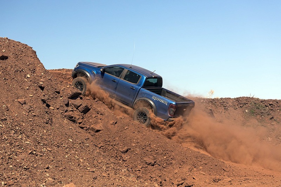 Ford Ranger Raptor khác gì xe Ford Ranger thông thường? - 9 Ford Ranger Raptor khác gì xe Ford Ranger thông thường? - 9