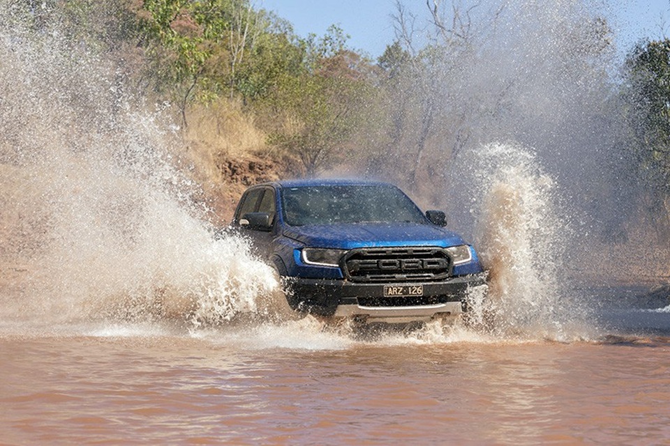 Ford Ranger Raptor khác gì xe Ford Ranger thông thường? - 10 Ford Ranger Raptor khác gì xe Ford Ranger thông thường? - 10